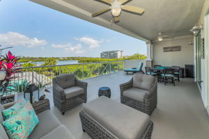 Balcony2