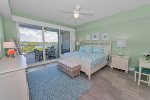 Primary Bedroom1a