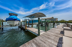Dock4