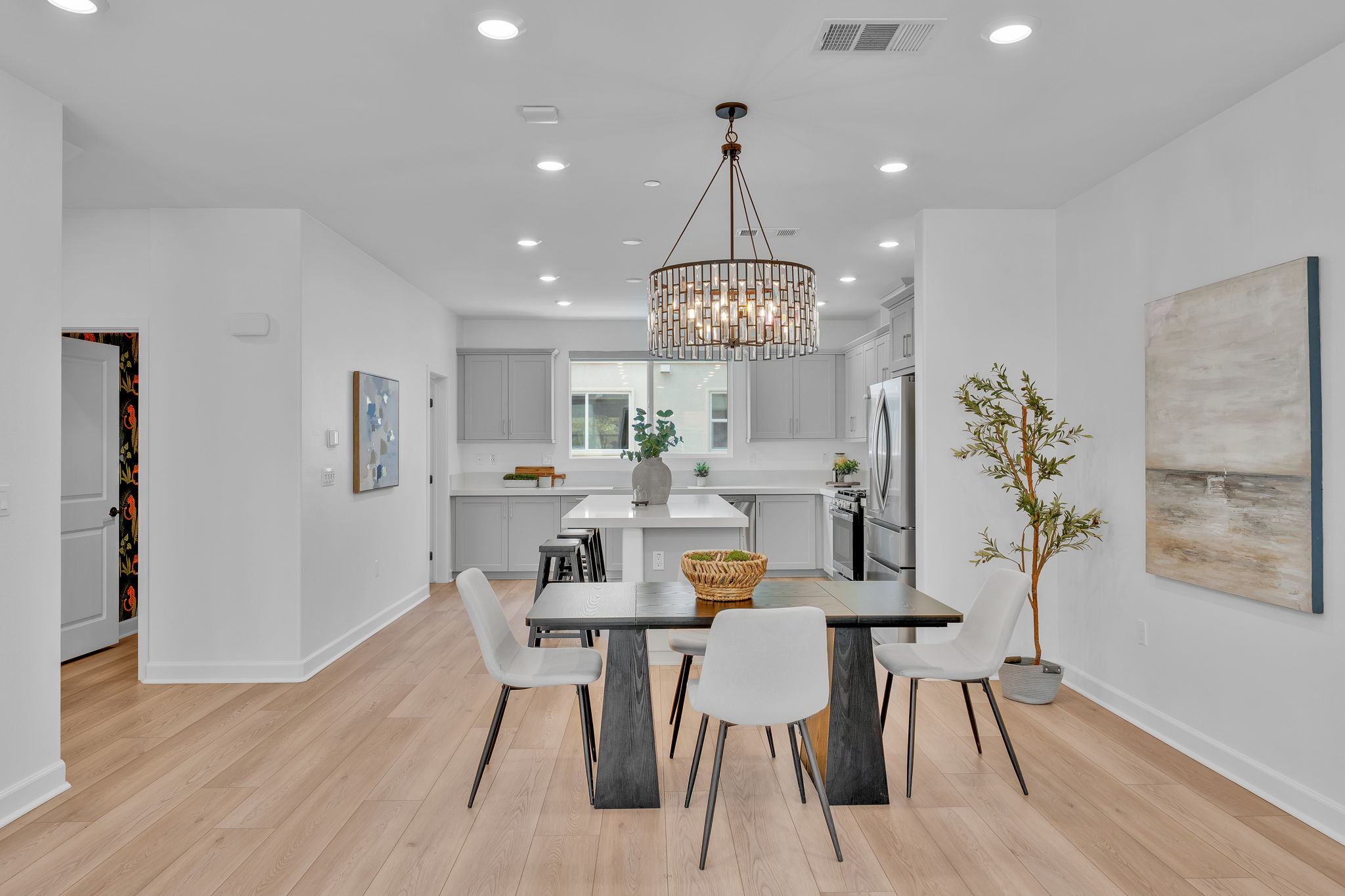Dining Room/Kitchen