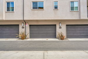 Tow Car Garage