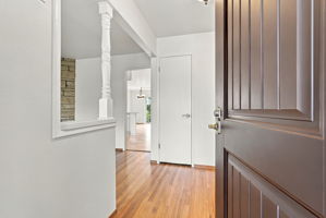 007_F8_1952 Sandcreek Way