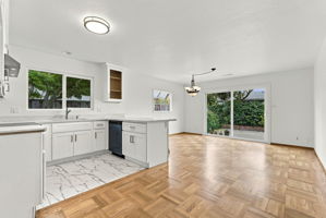 013_F8_1952 Sandcreek Way