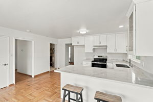 016_F8_1952 Sandcreek Way
