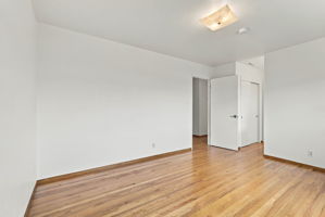 029_F8_1952 Sandcreek Way