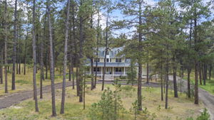  Photo 0
