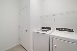  Photo 37