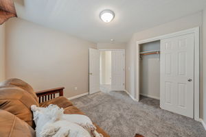 015_19527 Mountain Meadow S  