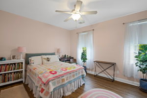  Photo 23