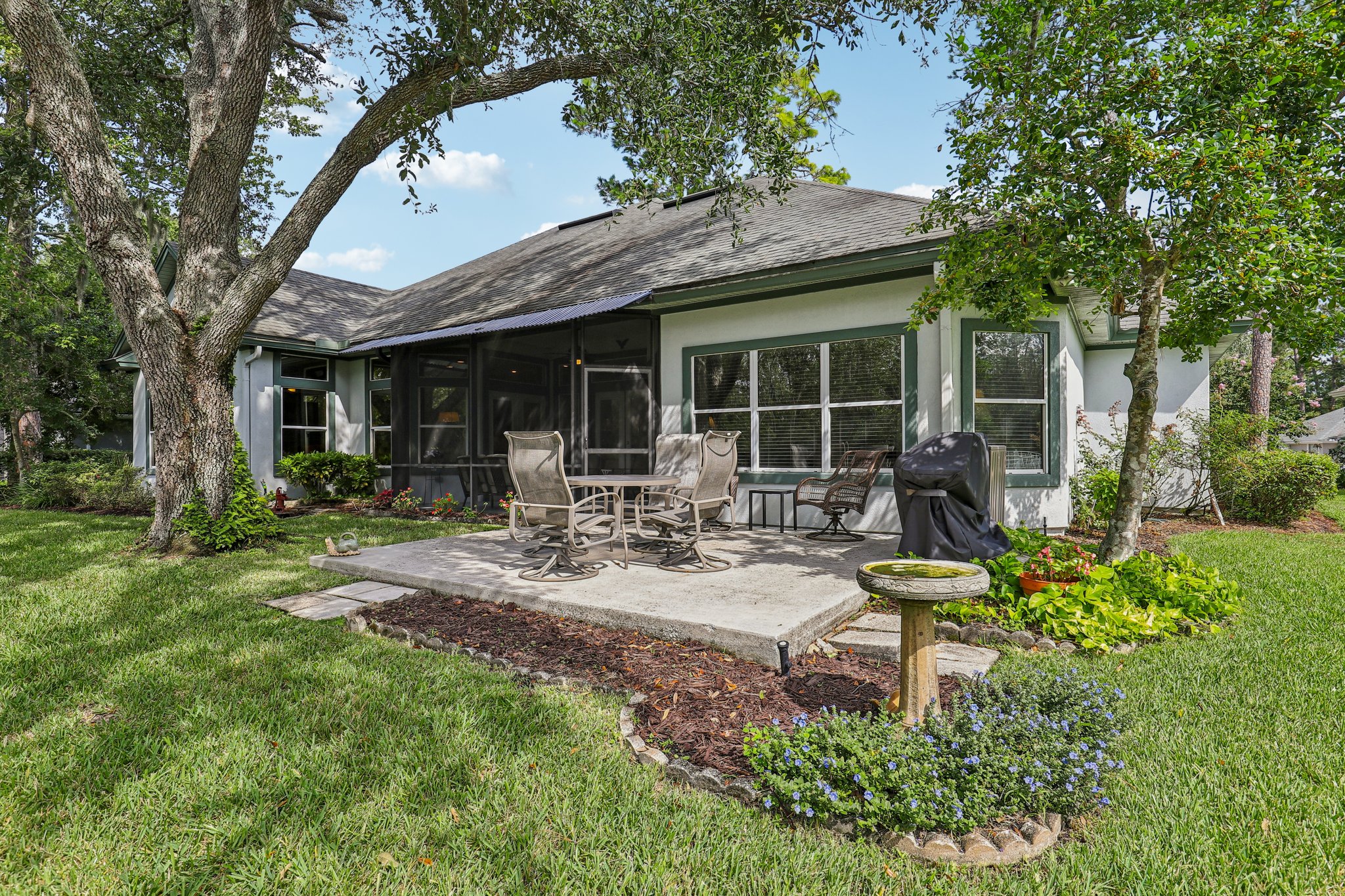 Woodlake Dr-S1209-050.jpg