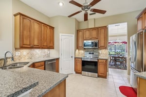 Woodlake Dr-S1209-020.jpg