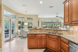 Woodlake Dr-S1209-021.jpg