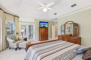 Woodlake Dr-S1209-037.jpg