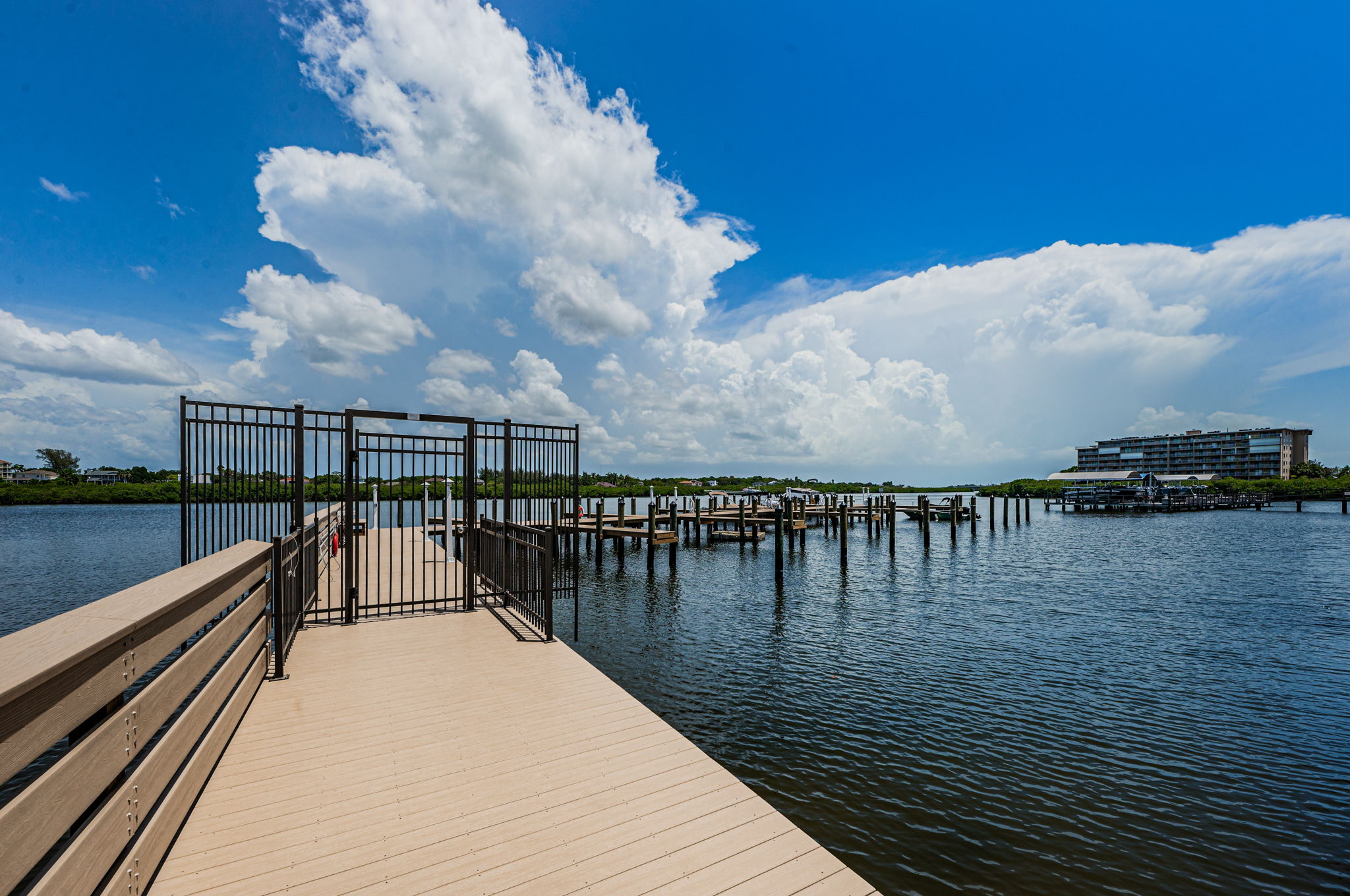 Private Dock and Boat Slips10