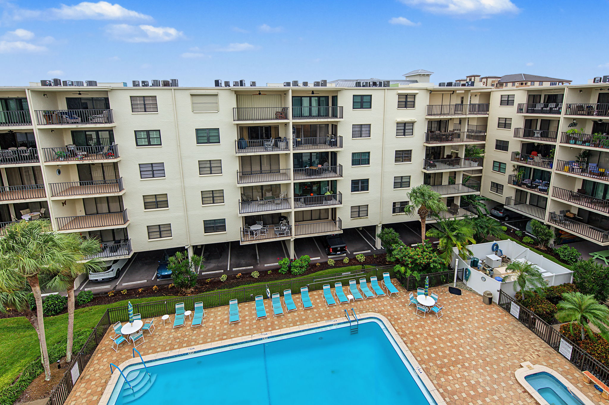 Balcony2