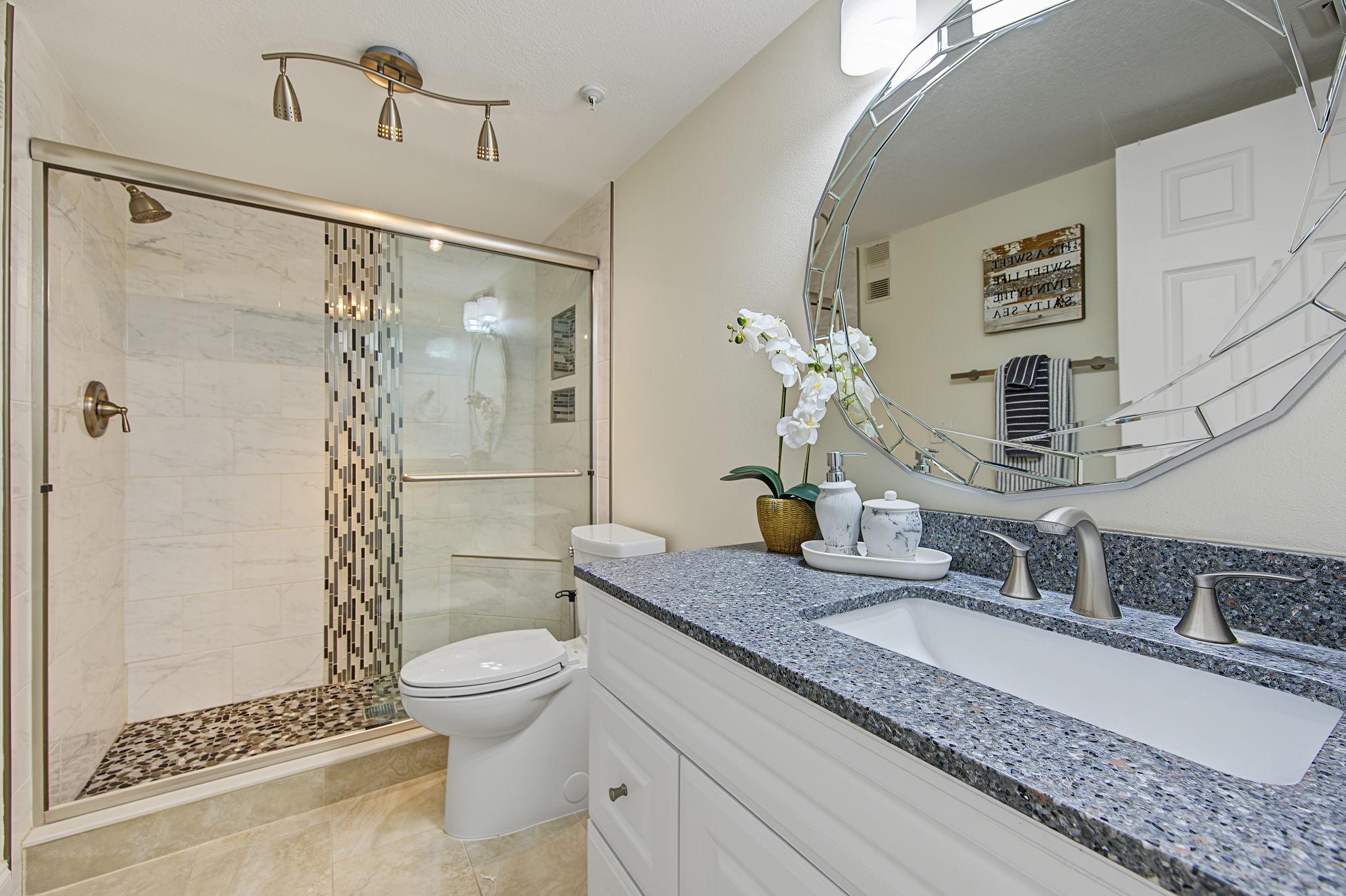 Bathroom2
