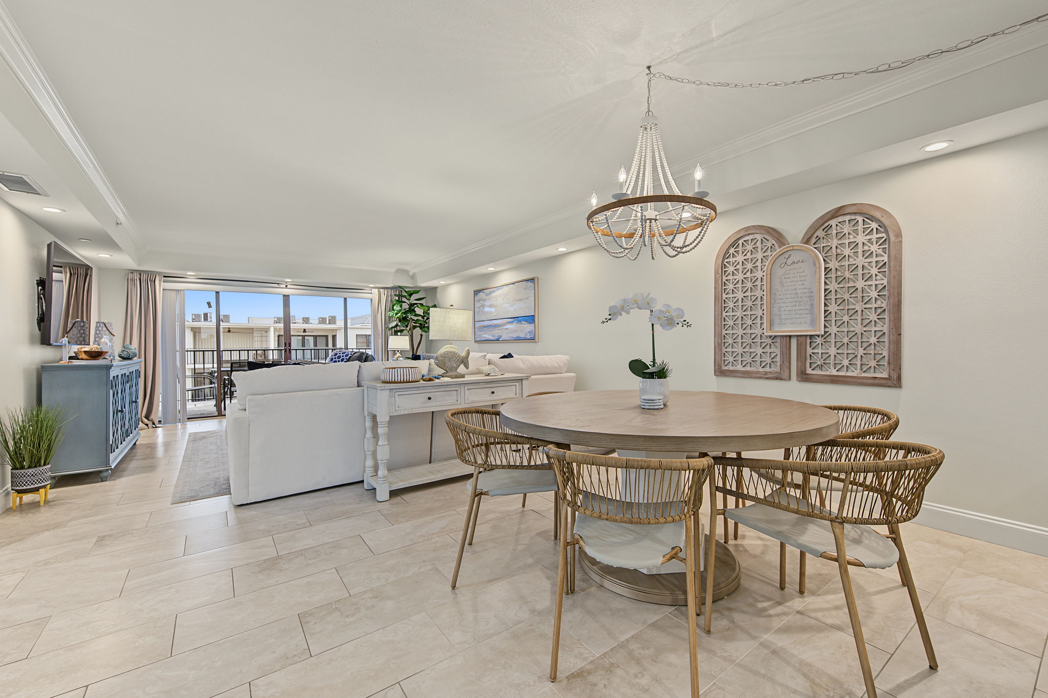 Dining Room4