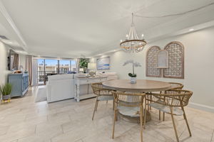 Dining Room4