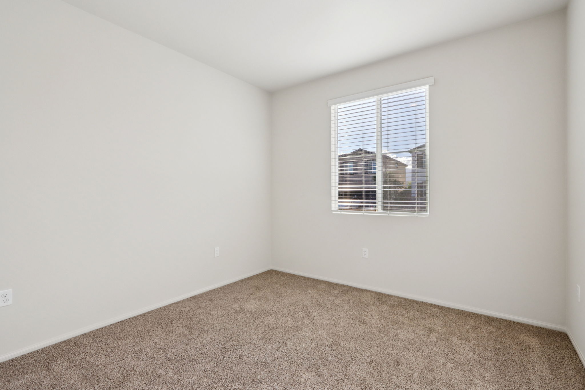 Socal - Nichols Ranch in Lake Elsinore - 19536 Hanging Rock Road Lake Elsinore CA 92532 - 016