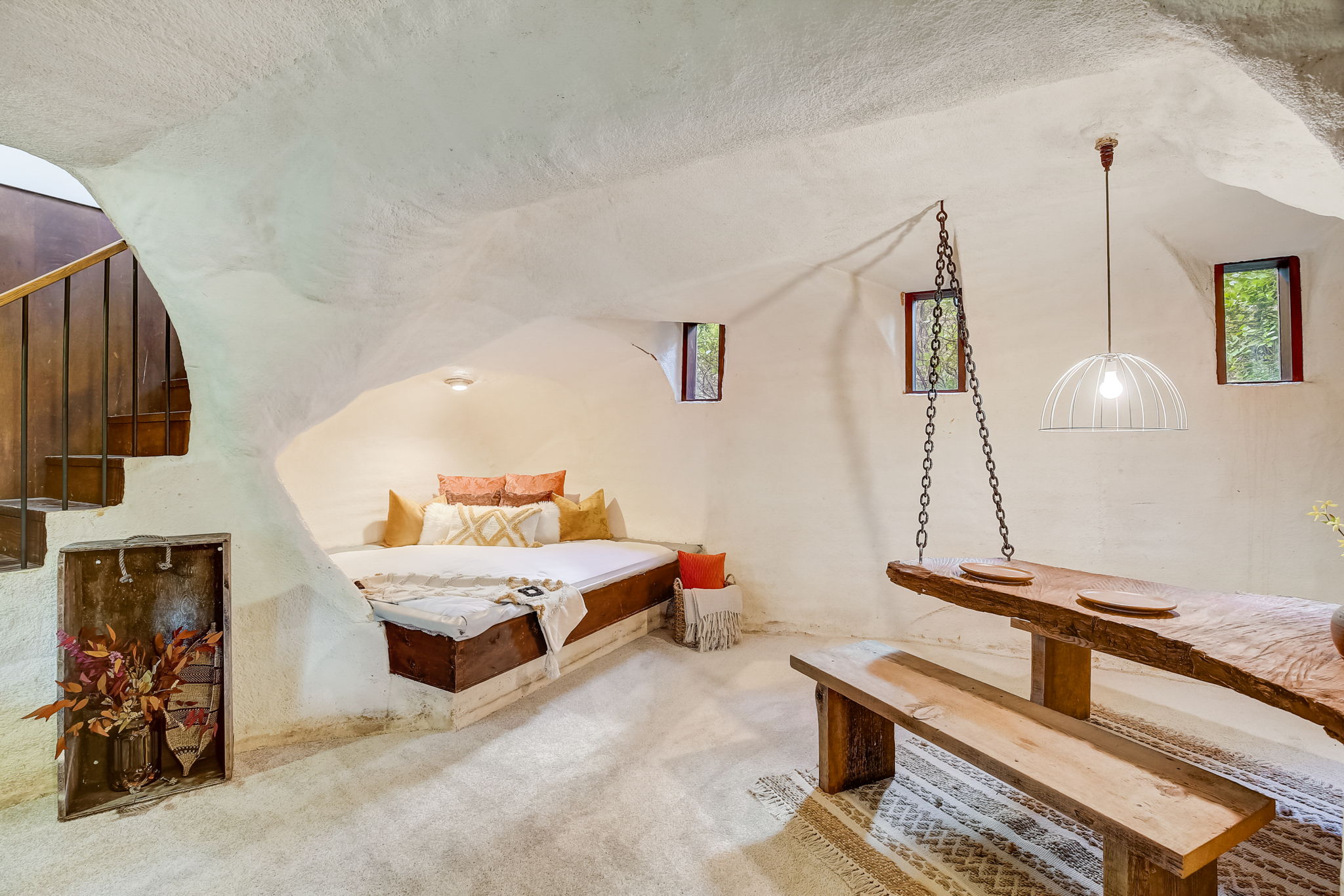 Basement built in benches and table & waterbed