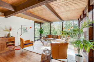 Another angel of amazing living space with natural light