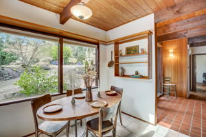 Breakfast Nook off kitchen