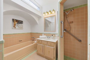033_F8_1955 18th Ave