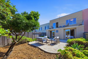 049_F8_1955 18th Ave