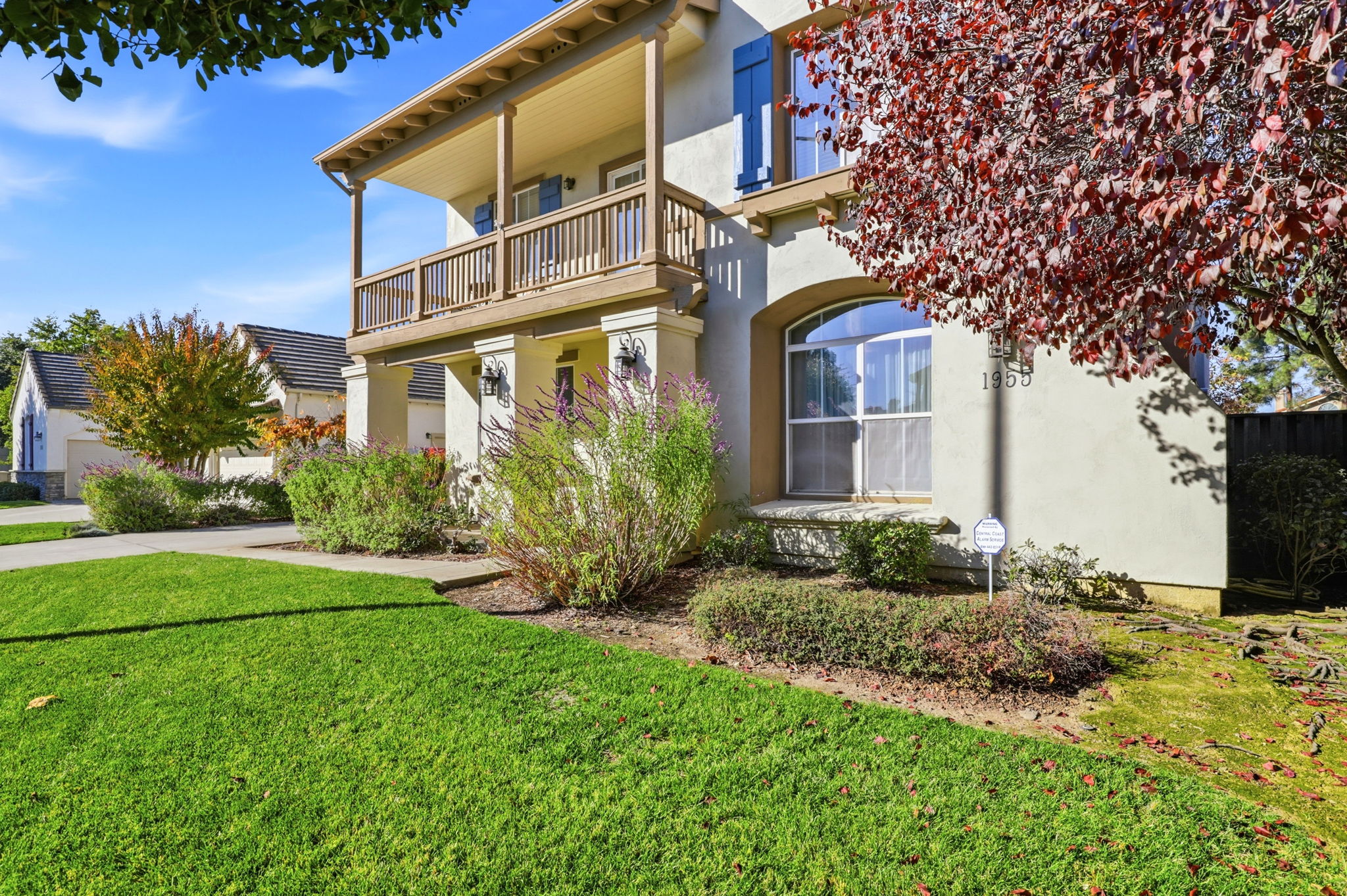 004_f8_1955 Domaine Dr