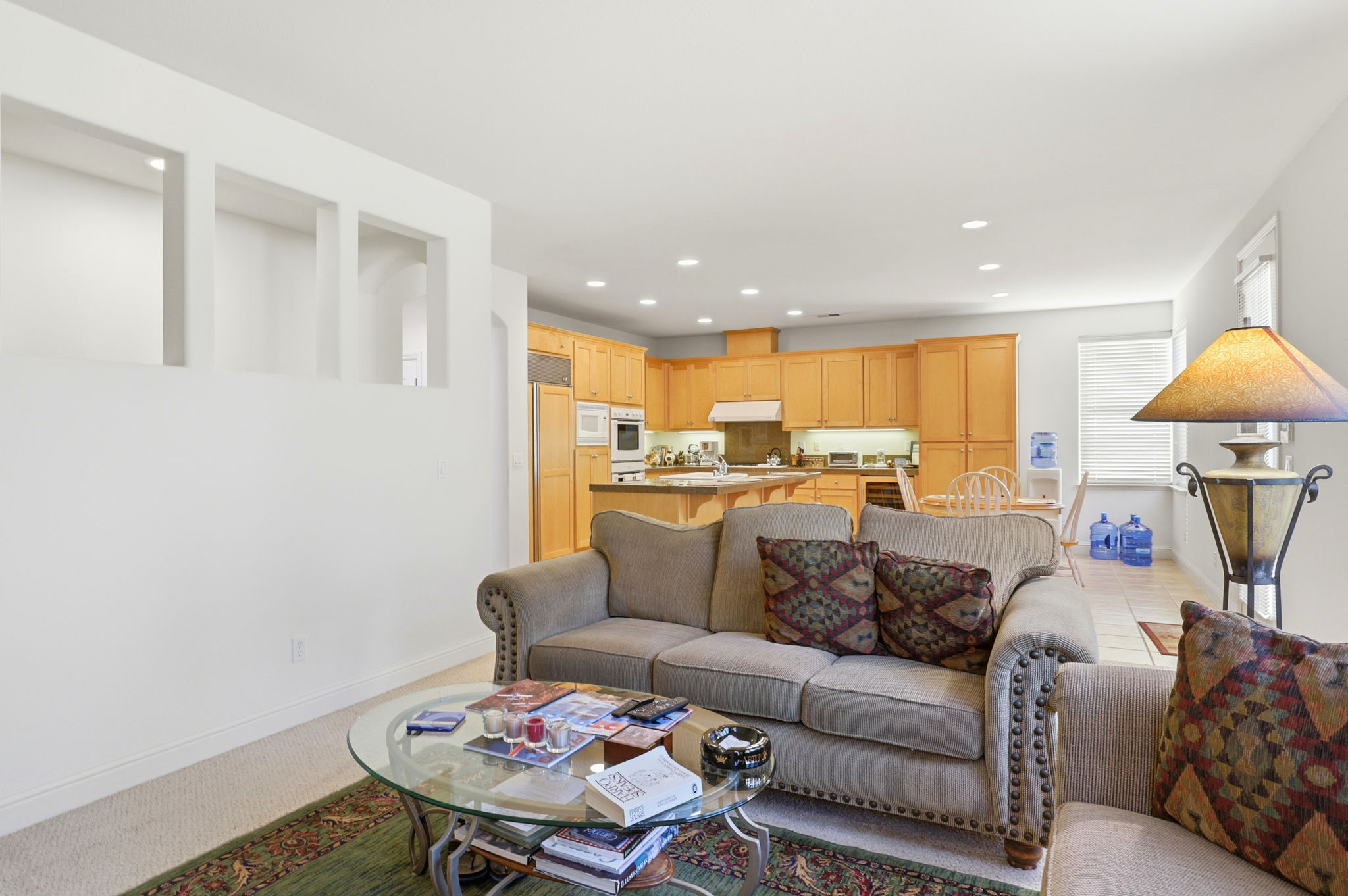 010_f8_1955 Domaine Dr