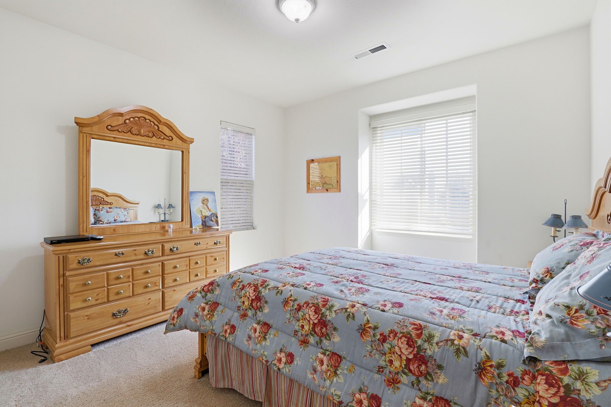 023_f8_1955 Domaine Dr