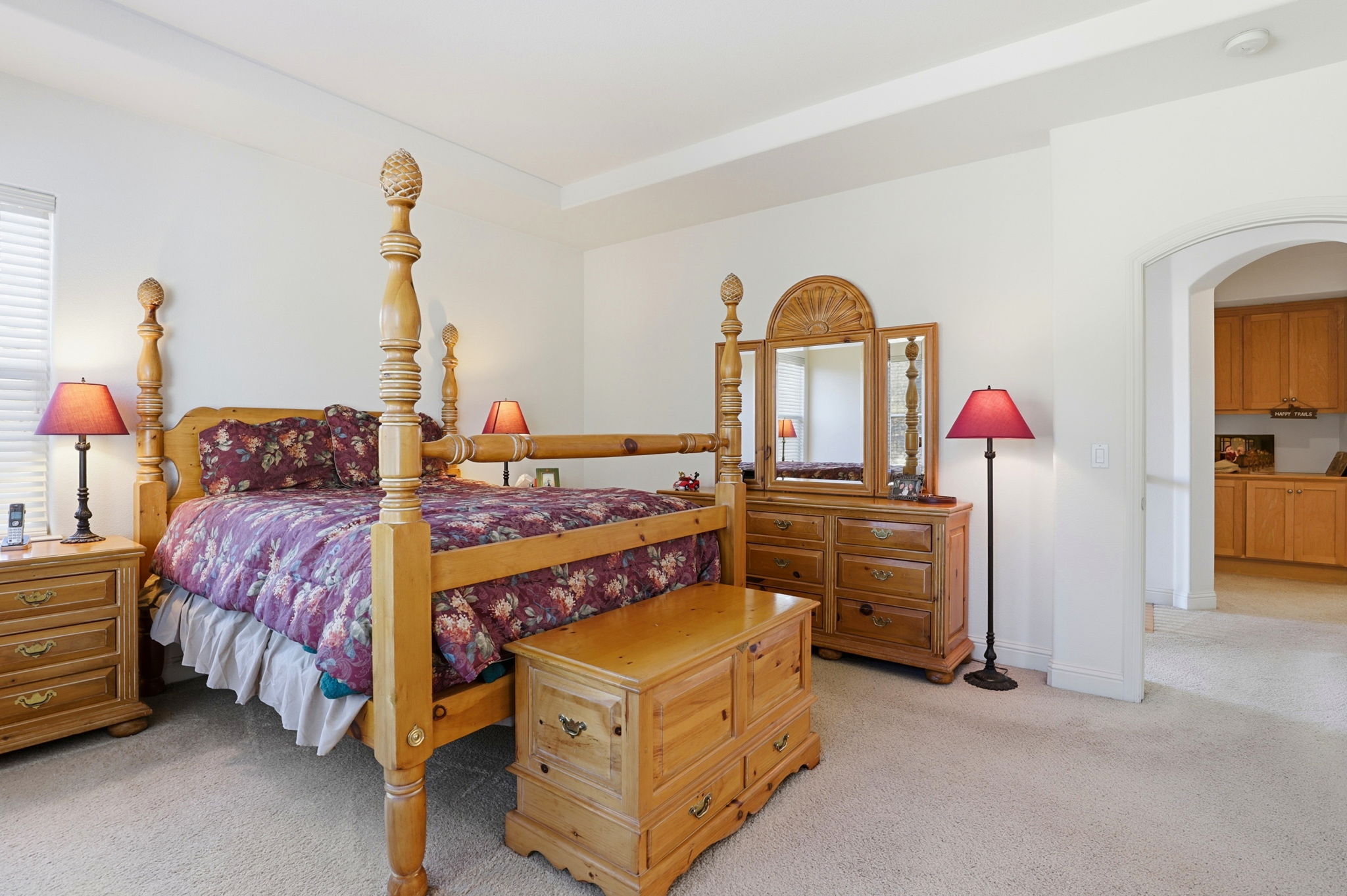 028_f8_1955 Domaine Dr