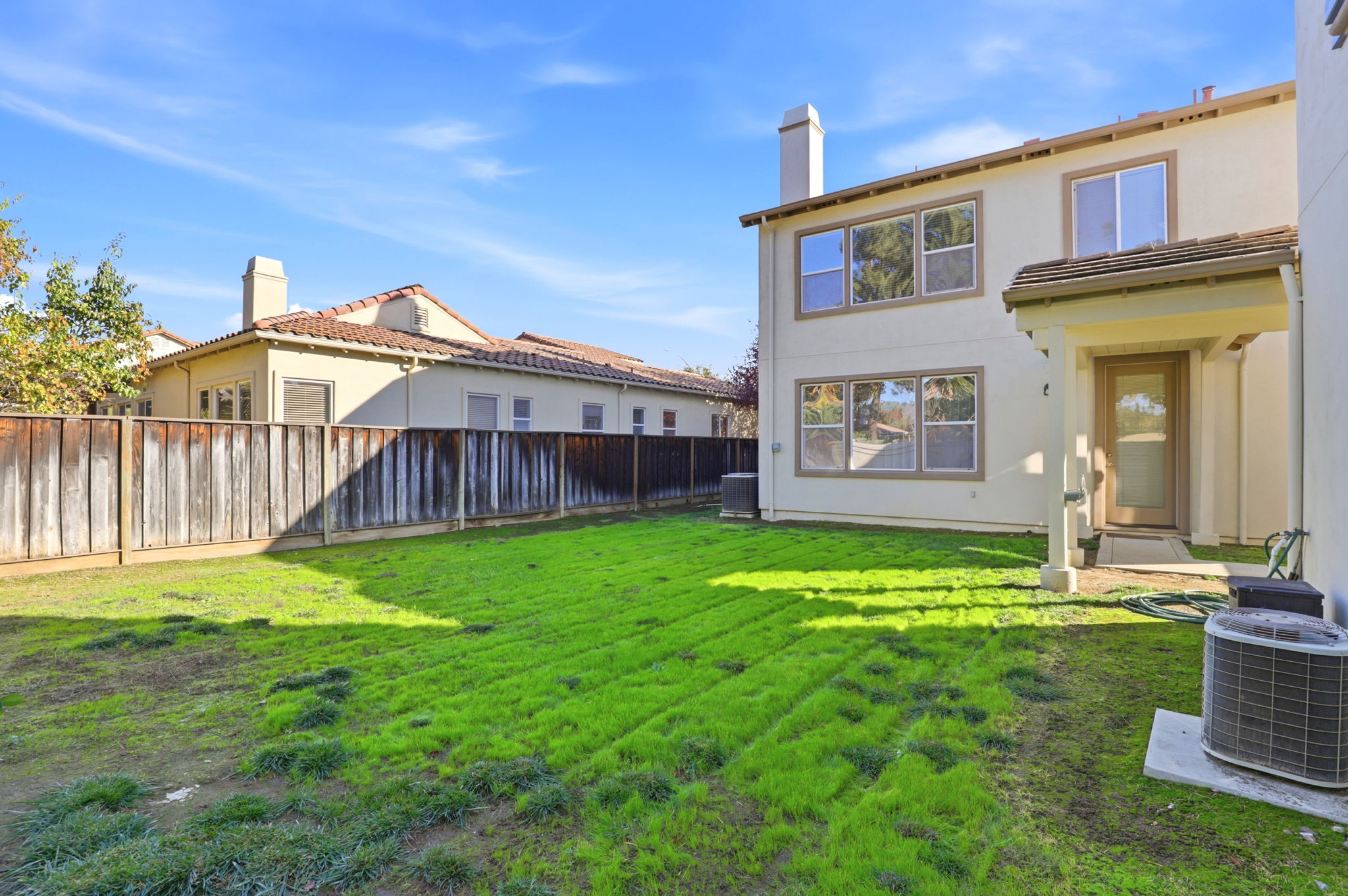 044_f8_1955 Domaine Dr