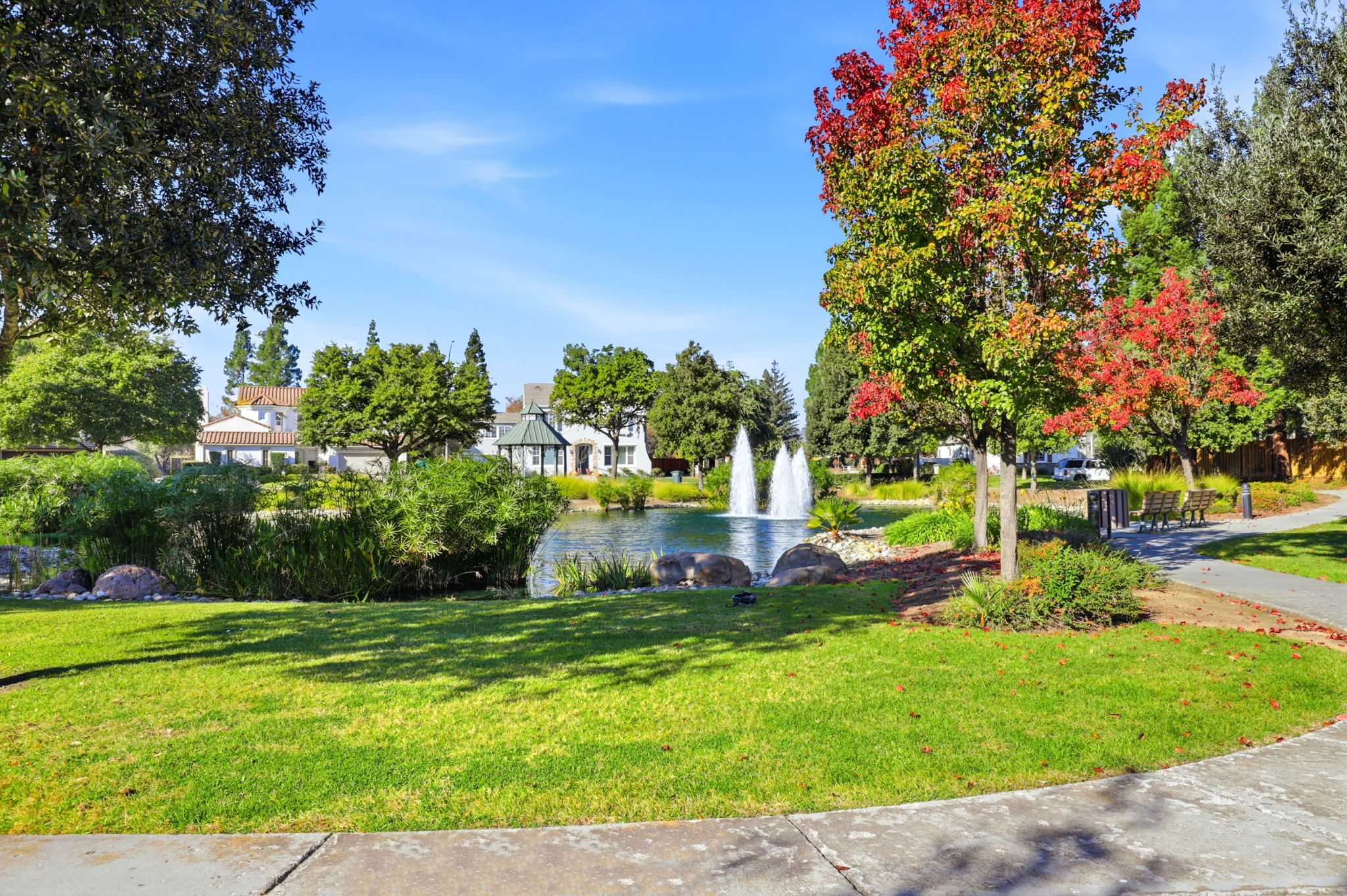 047_f8_1955 Domaine Dr