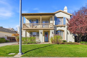 001_f8_1955 Domaine Dr