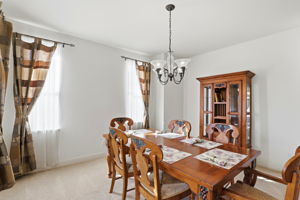 016_f8_1955 Domaine Dr