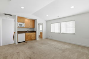 018_f8_1955 Domaine Dr