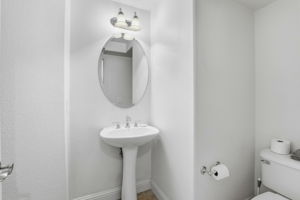 031_f8_1955 Domaine Dr