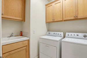 039_f8_1955 Domaine Dr