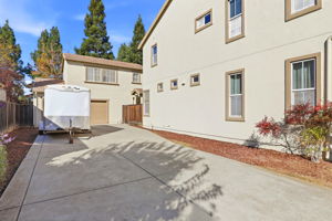 046_f8_1955 Domaine Dr