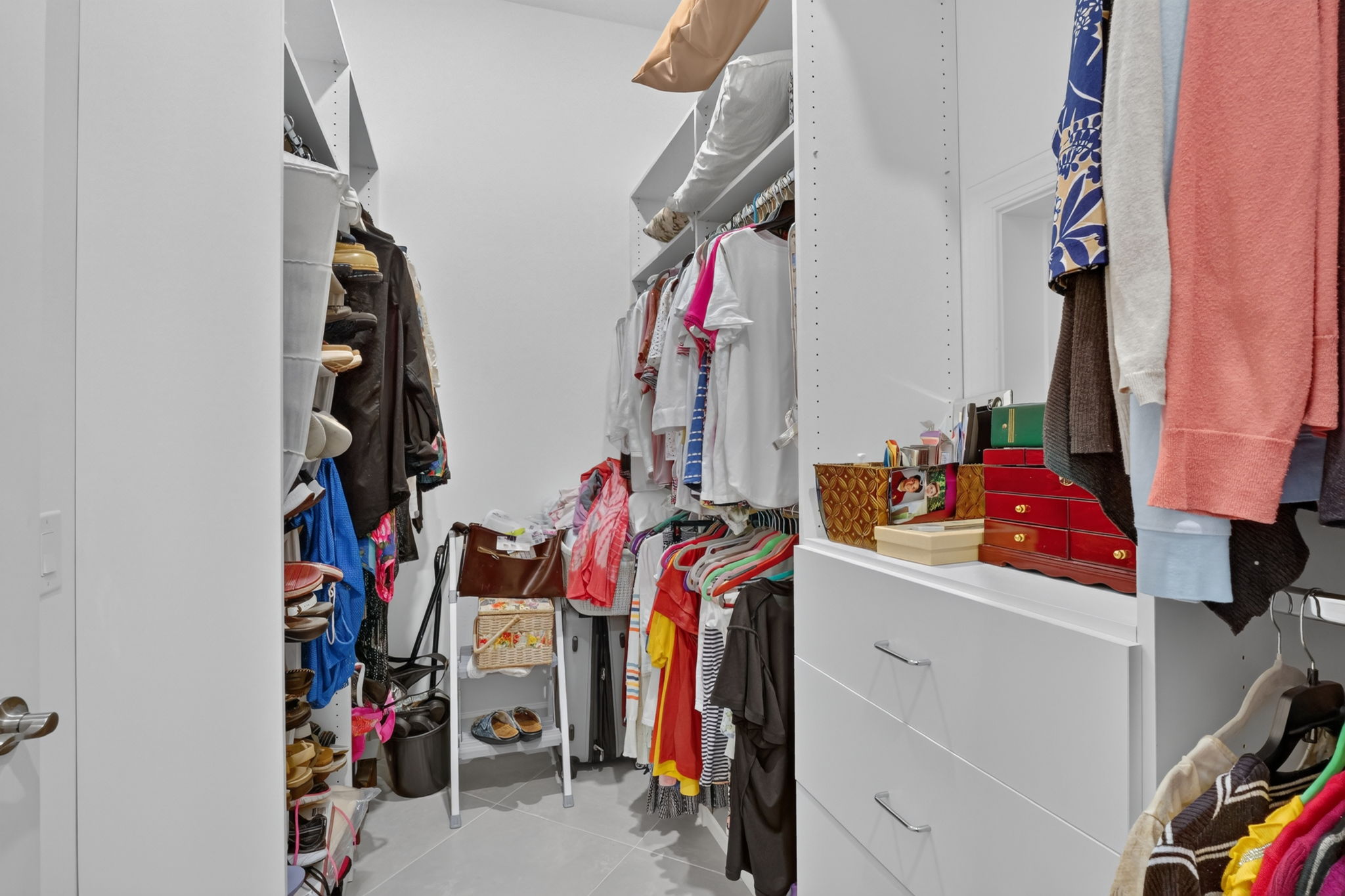  Photo 46