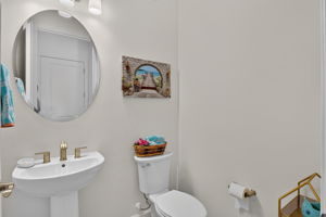  Photo 35