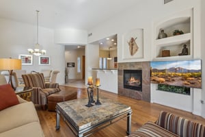 19550 N Grayhawk Dr 1136 - 008.jpg