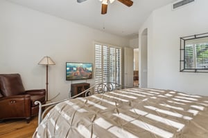 19550 N Grayhawk Dr 1136 - 017.jpg