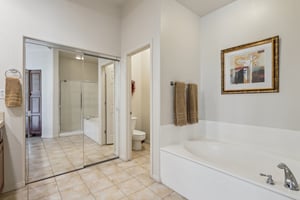 19550 N Grayhawk Dr 1136 - 018.jpg