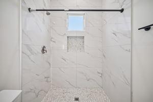 N Ontario St unit 101-S1707-021.jpg