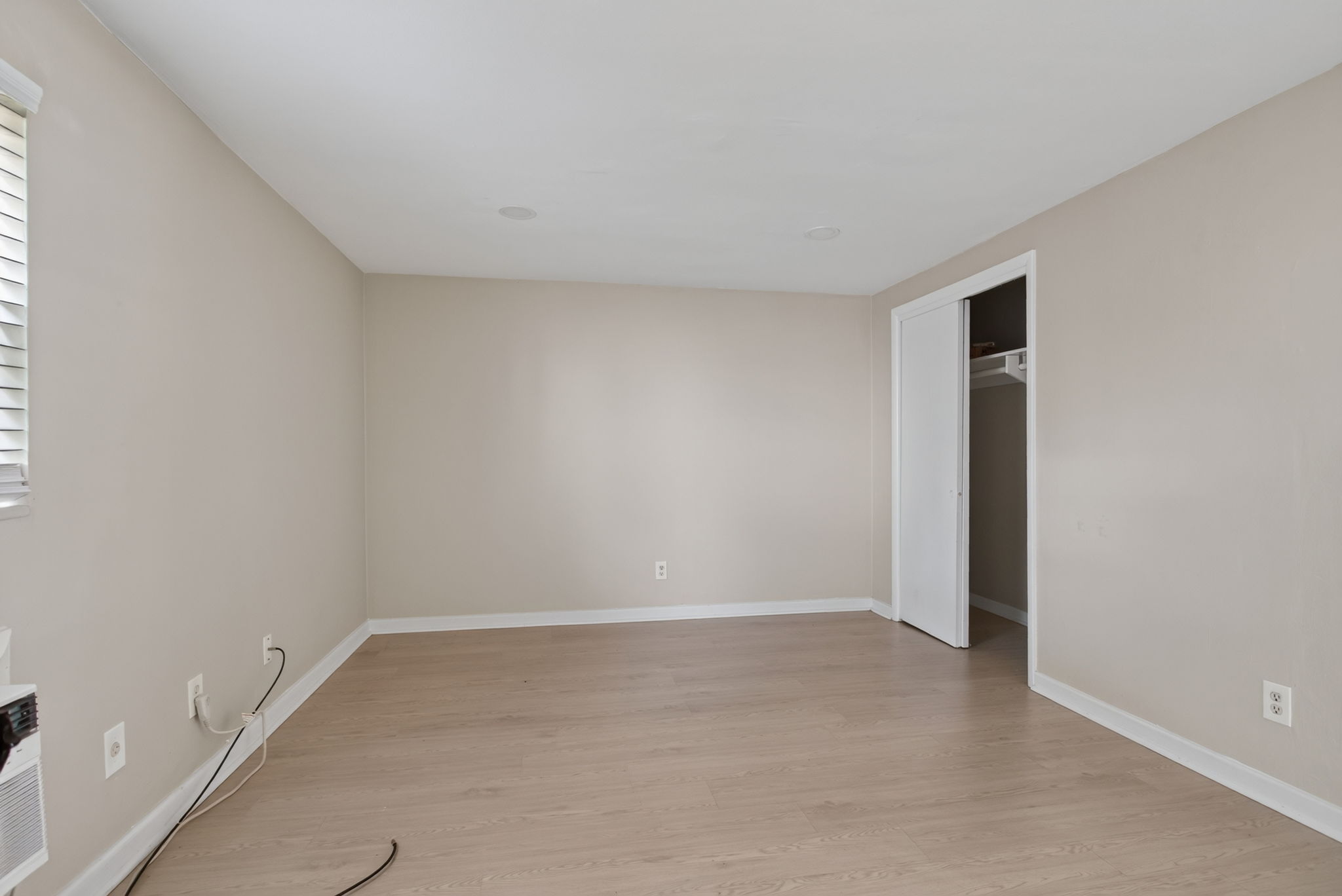 BEDROOM- UNIT E