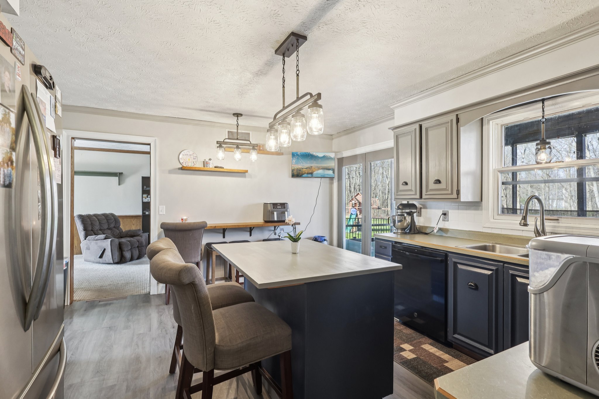 Henn Hyde Rd-S0904-007.jpg