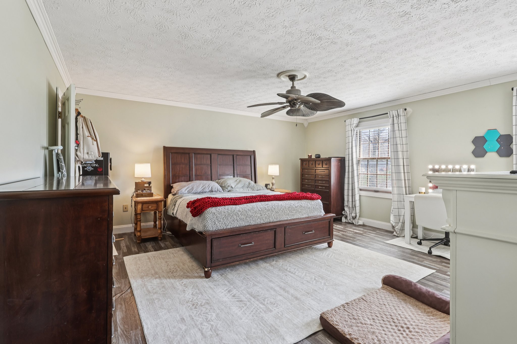 Henn Hyde Rd-S0904-021.jpg