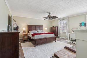 Henn Hyde Rd-S0904-021.jpg